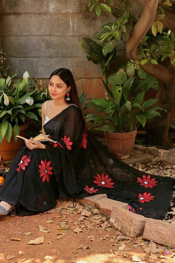 Kusuma Black and Red Mul Cotton Printed Saree